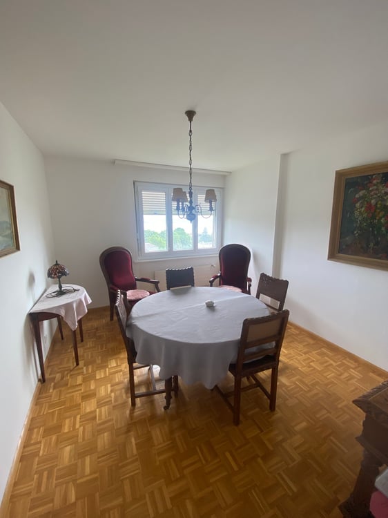 Très bel appartement de 4 pièces avec vue à Hauterive 4