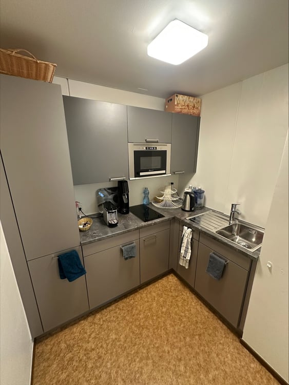Bureau lumineux de 4 pièces au cœur de Neuchâtel 7