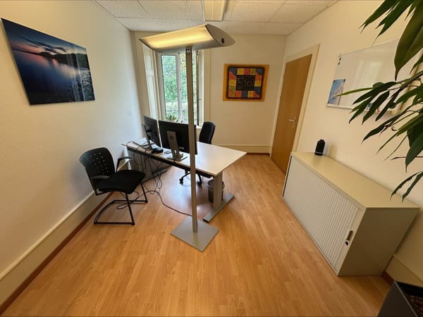 Bureau lumineux de 1 pièces au cœur de Neuchâtel 6