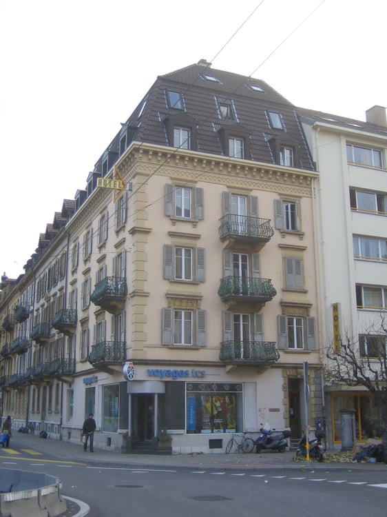 Bureau lumineux de 1 pièces au cœur de Neuchâtel 15