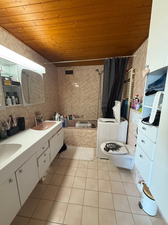 Appartement de 4.5 pièces à Hauterive 6