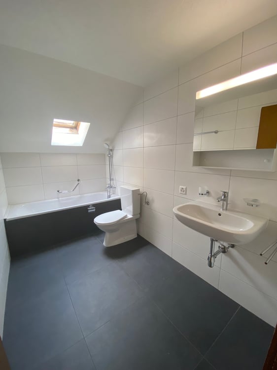 Appartement 3 pièces lumineux à louer à Neuchâtel 8