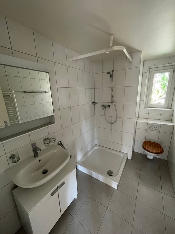 Lumineux appartement de 3.5 pièces avec balcon à Neuchâtel 5