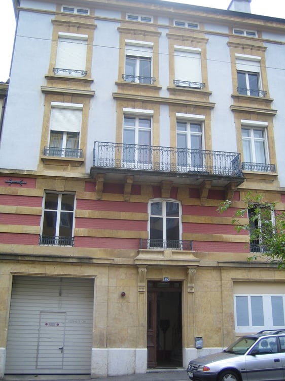 Appartement 1.5 pièces rénové à Neuchâtel 7