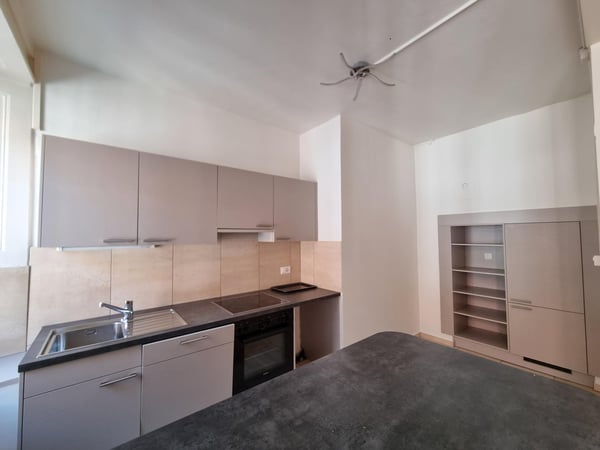 Appartement de 4.5 pièces à louer – Rue du Parc 7, La Chaux-de-Fonds 1