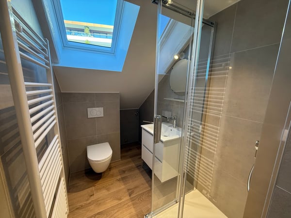 Studio entièrement rénové à Neuchâtel 9
