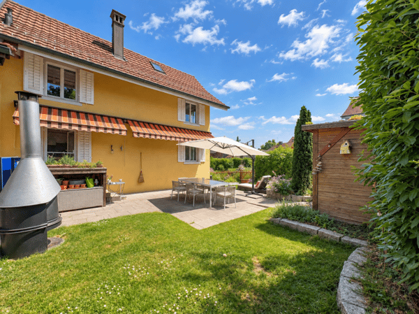 1.5-Zimmer-Doppeleinfamilienhaus an sonniger Lage 9