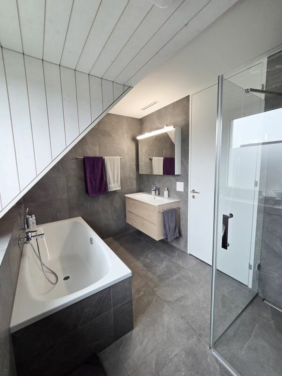 5.5-Zimmer-Dachwohnung mit gedecktem Balkon 5