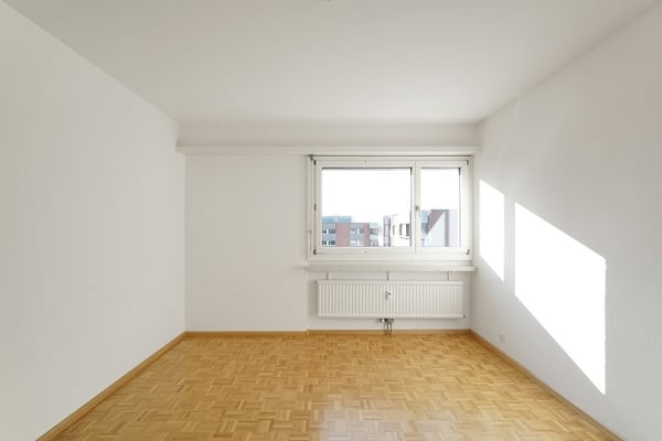 HELLE 1.5-ZIMMER WOHNUNG IM HIRZBRUNNEN QUARTIER 6