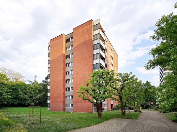 IDEALE SINGLE-WOHNUNG IM HIRZBRUNNENQUARTIER 1