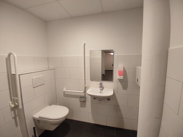 Flexible Bürofläche mit Altbaucharme zentral und vielseitig nutzbar 7