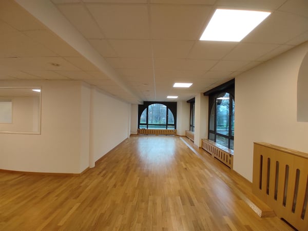 Flexible Bürofläche mit Altbaucharme zentral und vielseitig nutzbar 2