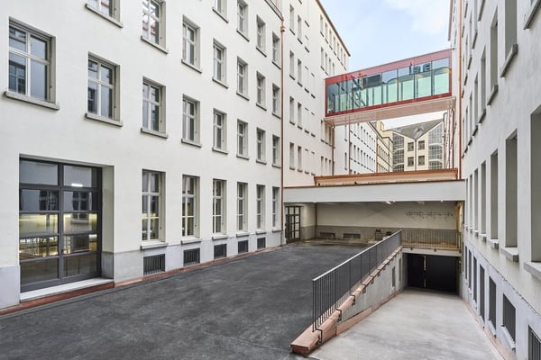 Tiefgarage mitten in der Stadt Zürich 2