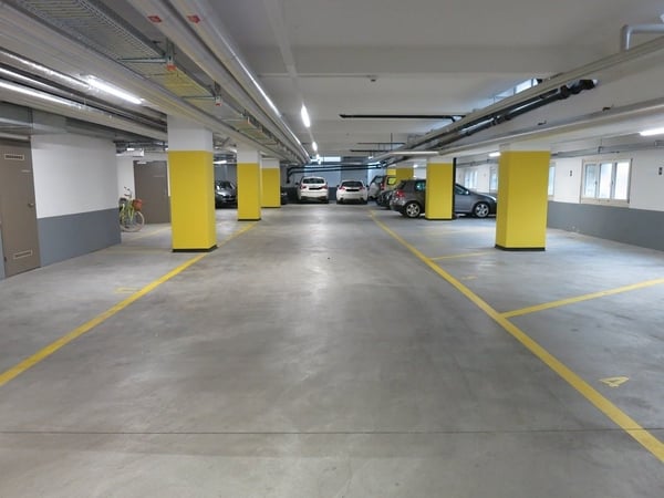 Tiefgaragenplätze an bester Lage in Zürich 2