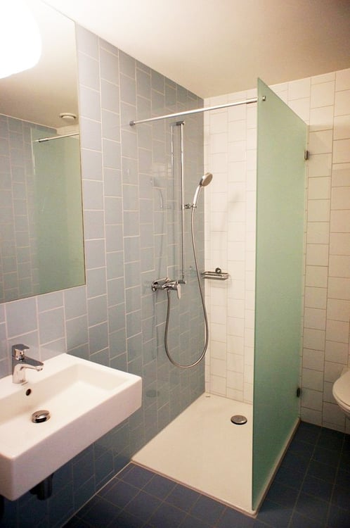 Gegenüber Primarschule - ideal für junge Familien 7