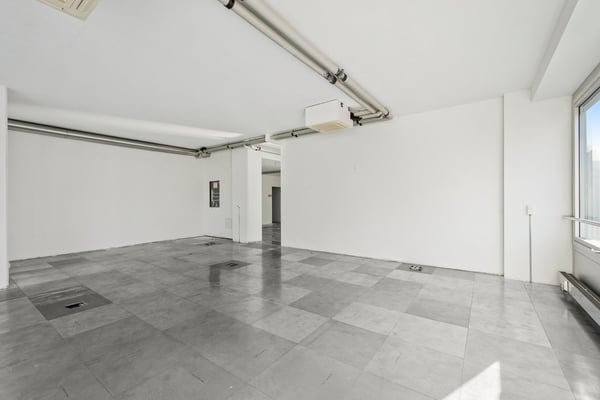 Geschäftig in Zürich-West 5
