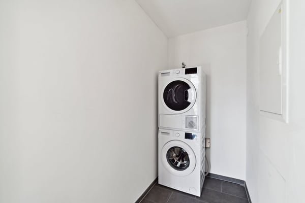 Moderne Erdgeschoss Wohnung an zentraler Lage in Regensdorf 7