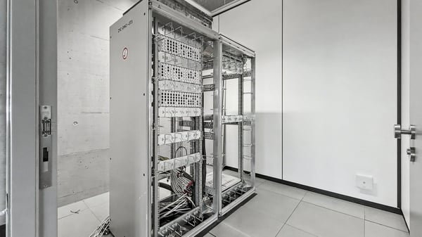 Attraktive Bürofläche im 3. Obergeschoss an bestens erschlossener Lage in Zürich Oerlikon 11
