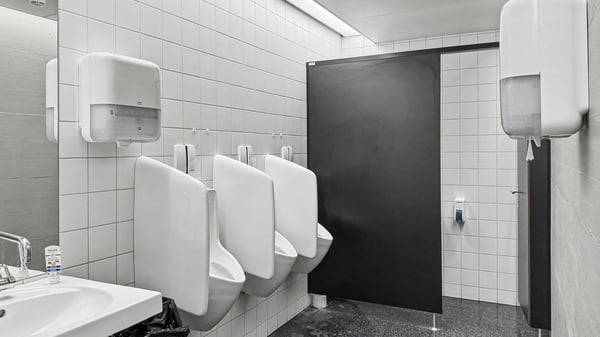 Attraktive Bürofläche im 3. Obergeschoss an bestens erschlossener Lage in Zürich Oerlikon 12