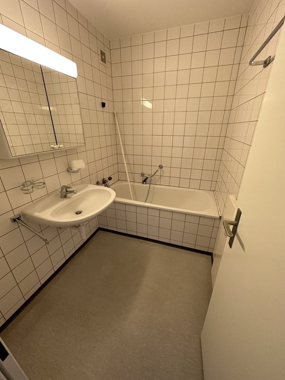 WOHNEN IM GUNDELI NÄHE TELLPLATZ 2