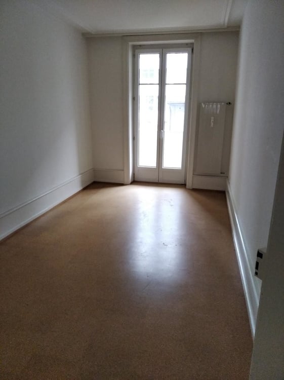 GROSSE 1.5-ZIMMERWOHNUNG BEFRISTET BIS ZUM 31.12.2031 5