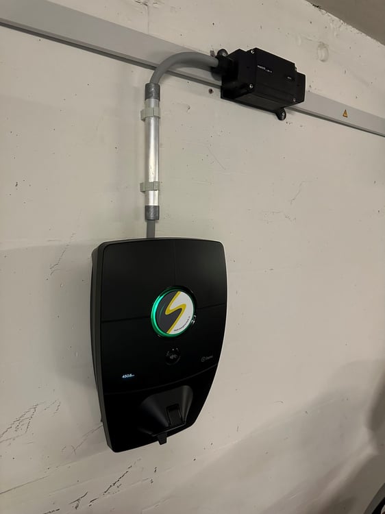 Tiefgaragenparkplätze zu vermieten - bei Bedarf mit Möglichkeit zur E-Ladestation 2