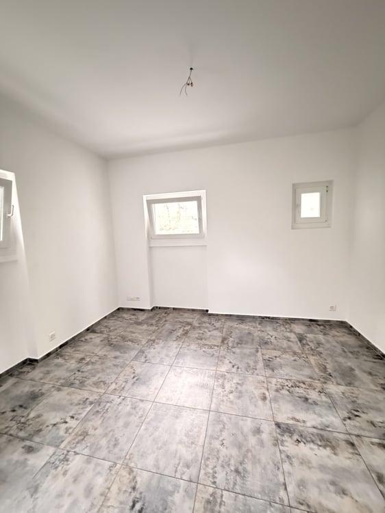 Coiffeur-/Büro-/Verkaufsfläche im Zentrum von Oberglatt 5