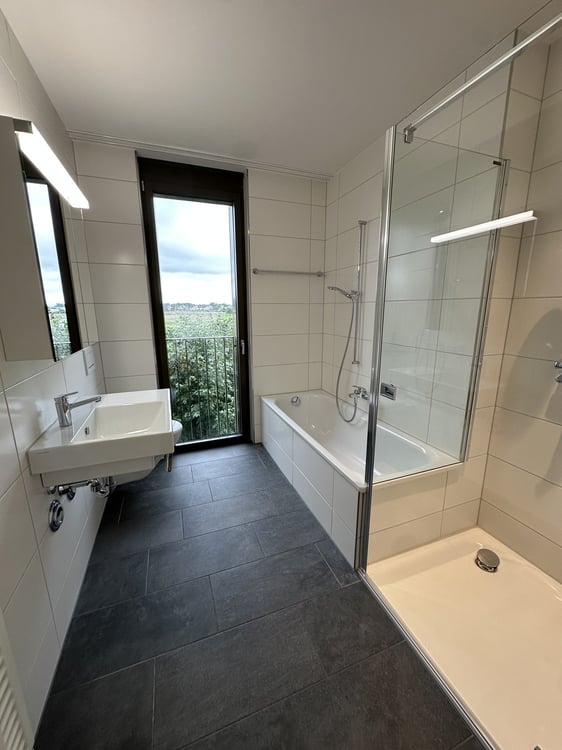 Moderne 5.5-Zimmerwohnung im Erdgeschoss in ruhigem Quartier 7