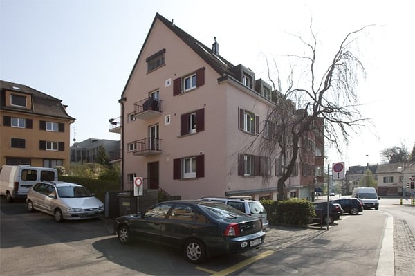 Charmante Wohnung direkt beim Klusplatz