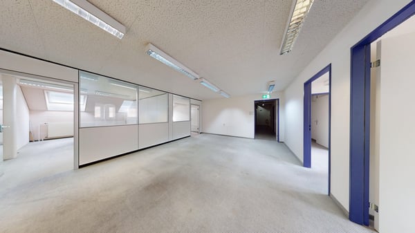 Grosszügige Bürofläche mit 7 ausgebauten Büroräumen in Winterthur 5