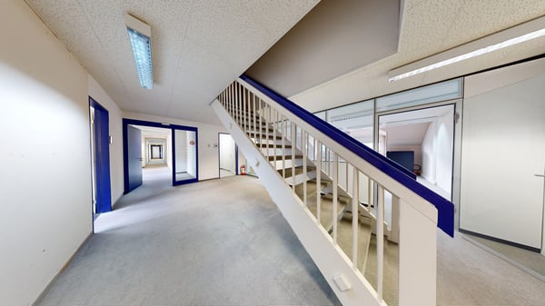 Grosszügige Bürofläche mit 7 ausgebauten Büroräumen in Winterthur 2
