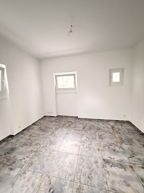 Coiffeur-/Büro-/Verkaufsfläche im Zentrum von Oberglatt 5
