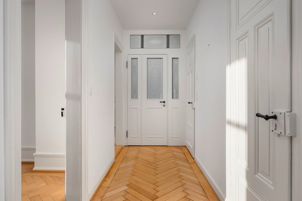 Charmante 1-Zimmer Jugendstilwohnung mit Weitsicht 3