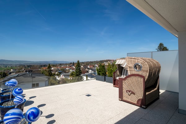 Ein Zuhause zum Verlieben: Pool, Design und fantastische Aussicht 9