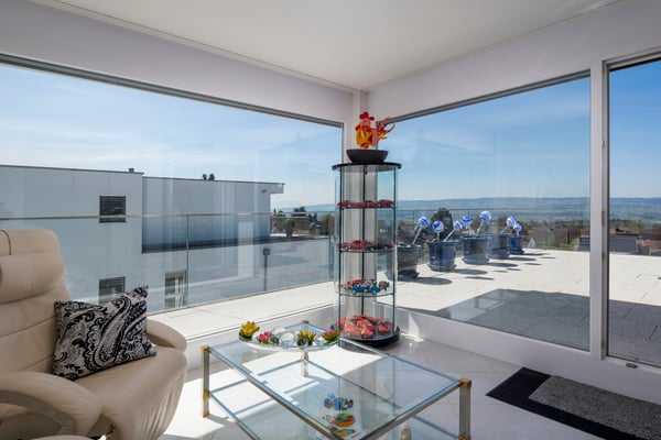 Ein Zuhause zum Verlieben: Pool, Design und fantastische Aussicht 8