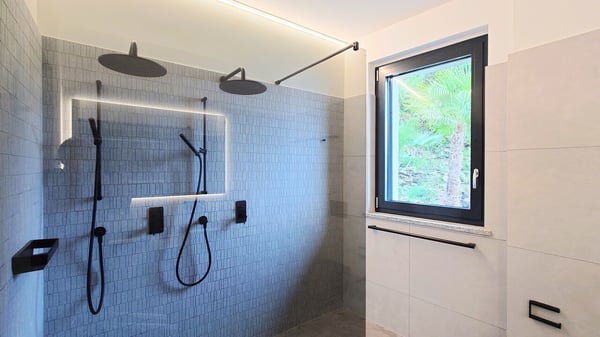3.5-Zimmerwohnung mit grenzenloser Aussicht und zeitloser Architektur 9