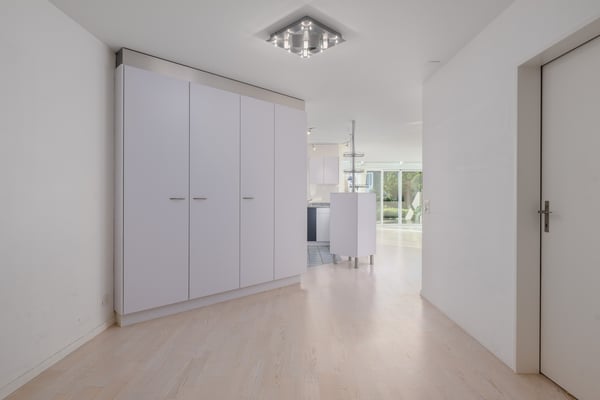 Lichtdurchflutete 1.5-Zimmer Gartenwohnung mit Gestaltungspotenzial 5