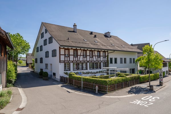 Renovierte, heimelige Dachgeschoss-Maisonettewohnung 12