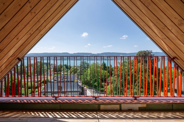Souveränes Topfloor-Wohnen mit spektakulärer Seesicht 10