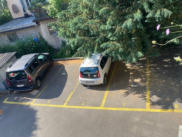 Zentraler Parkplatz zu vermieten 2