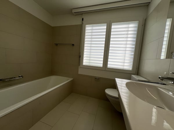 Helle und moderne Wohnung im Herzen der Stadt Luzern! 10