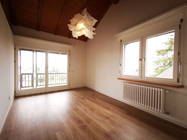 Doppeleinfamilienhaus im Zürcher Oberland mit Blick auf den See! 9