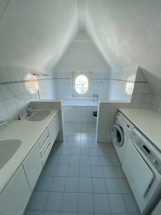 Schöne 1-Zimmer Wohnung in Tahlwil 7