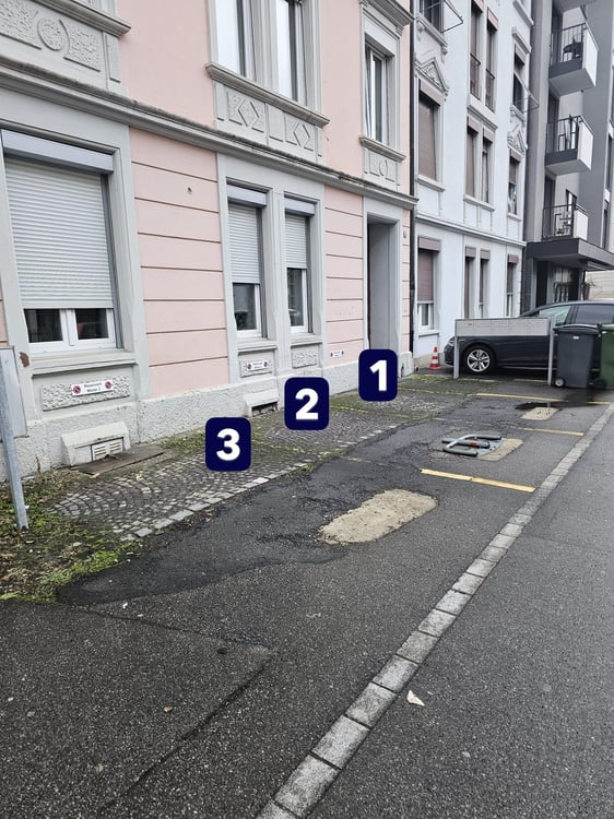 Parkplatz in Zürich 1