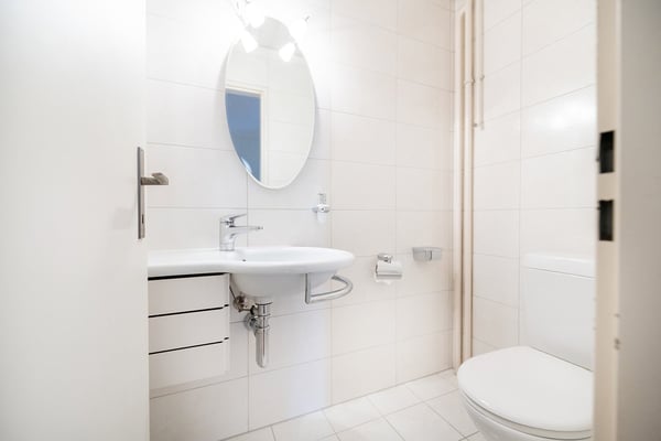 Charmante 4-Zimmer-Wohnung mit Balkon und Hallenbad in Oberwinterthur 7