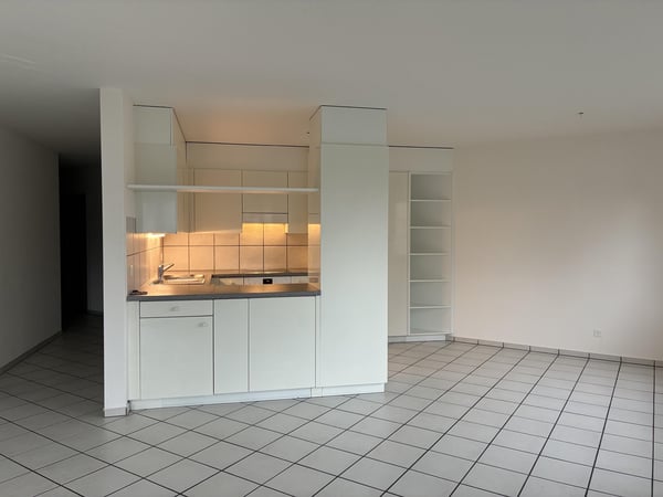 Helle Wohnung mit Sitzplatz 3