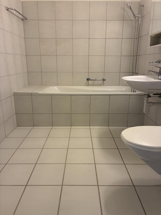 Helle Wohnung mit Sitzplatz 5