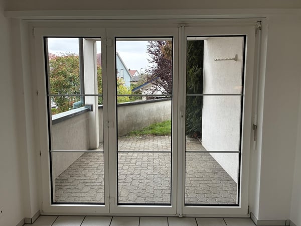 Helle Wohnung mit Sitzplatz 8