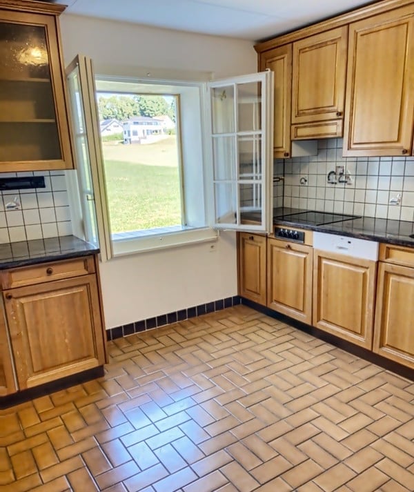 Charmante ferme de deux appartements au cœur du village de Mézières (FR) 12