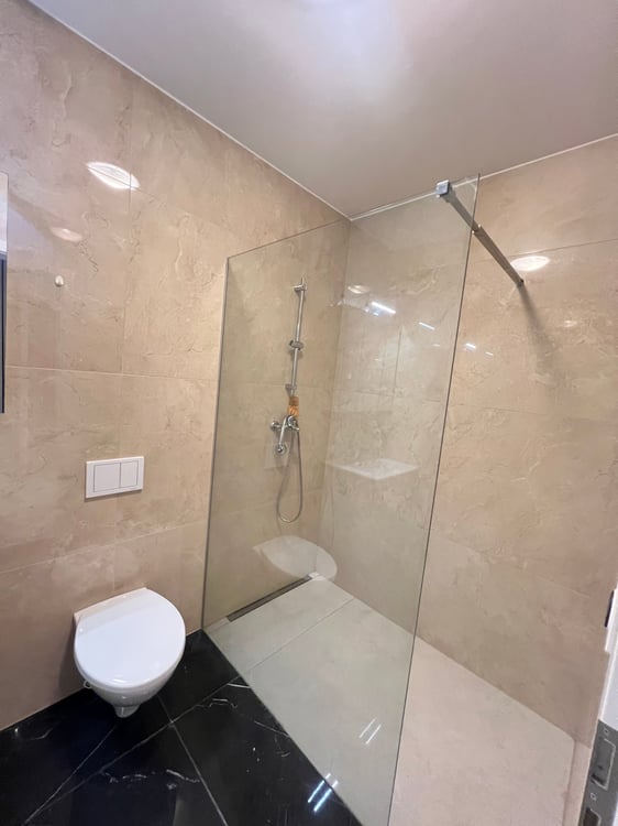 Opportunité d’investissement rare à Lucens – Bâtiment industriel avec habitation haut de gamme 11